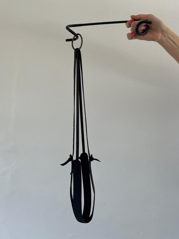 Combo 4 (Black pole + 4 hangers)