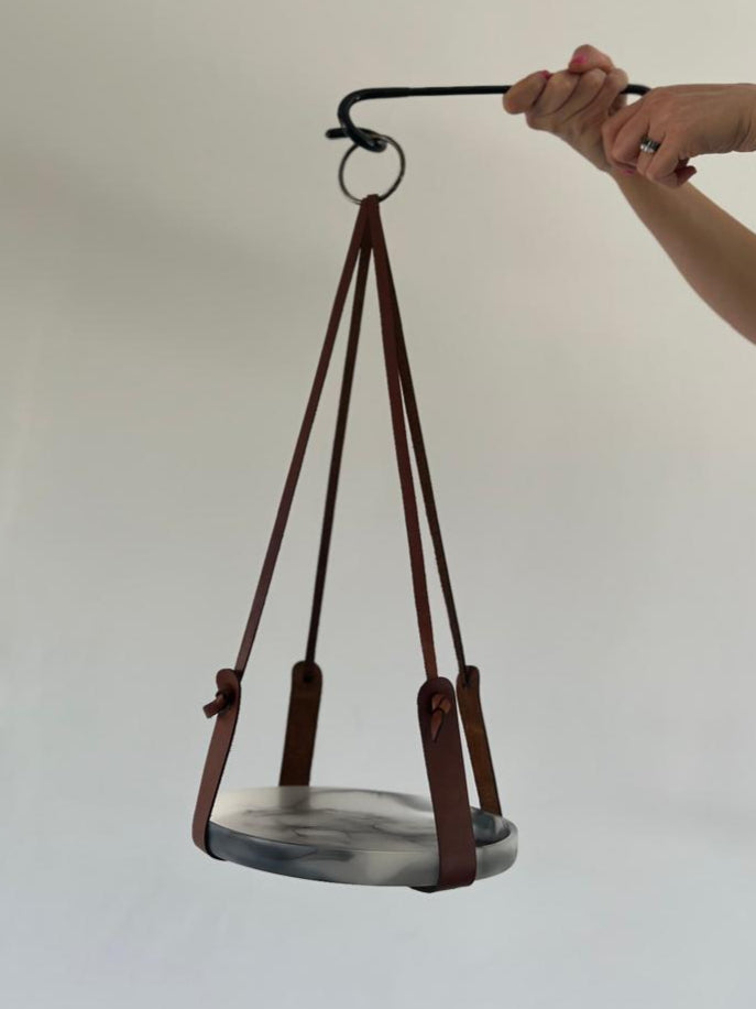 The Leather Hanger (Brown)