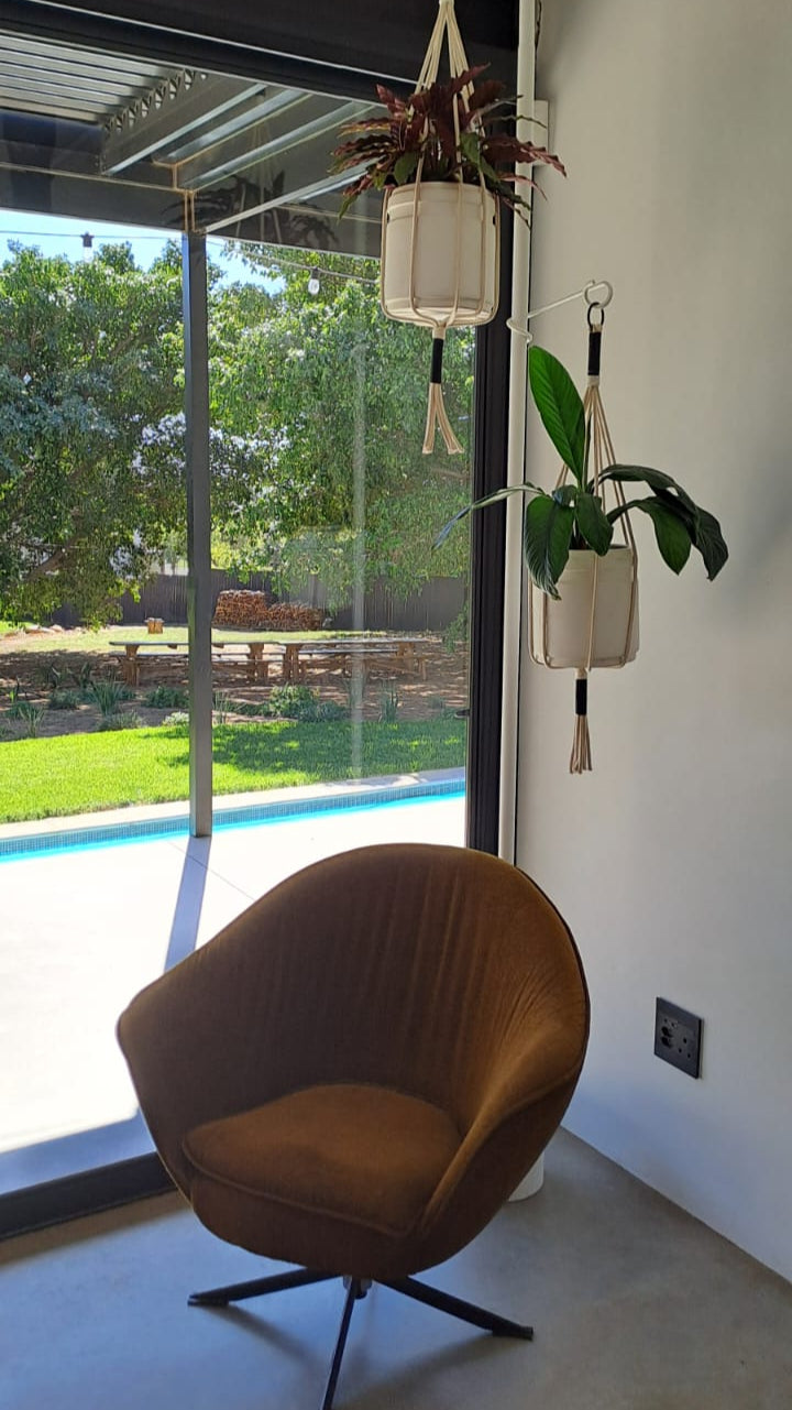 Combo 1 (White pole + 3 rope hangers)